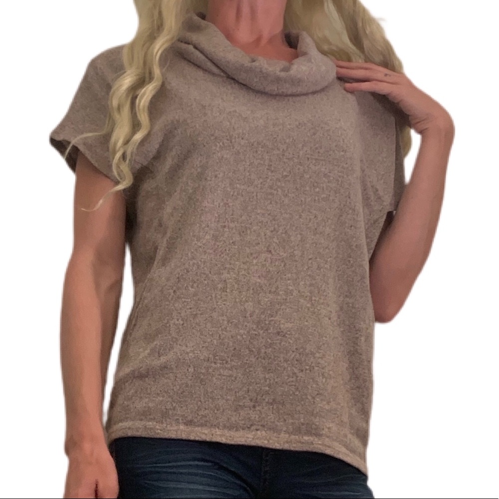 Siren Lily comfy T-shirt sweatshirt combo